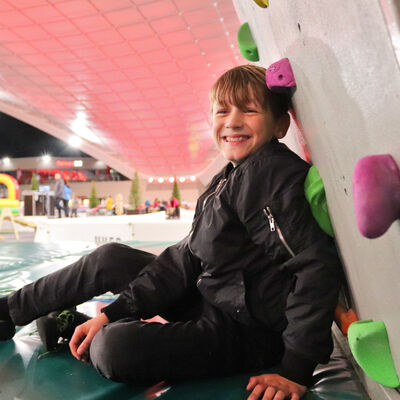 Bild vergrößern: Bouldern SFA copyright Winnie Zagrodnik (17)