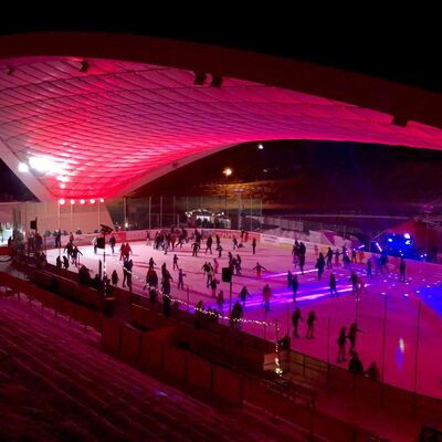 Bild vergrößern: Eisdisco Eisfkäche