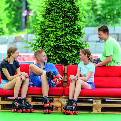 Bild vergrößern: Rollschuhe Gruppe
